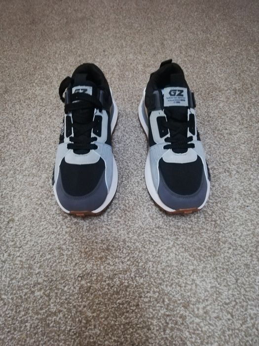 Мъжки спортни обувки