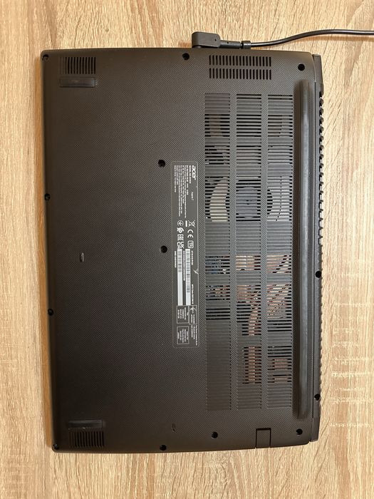 Acer Aspire 7 A715-41G | Ryzen 5 3550H | GTX 1650 | 8GB RAM | SSD 256GB