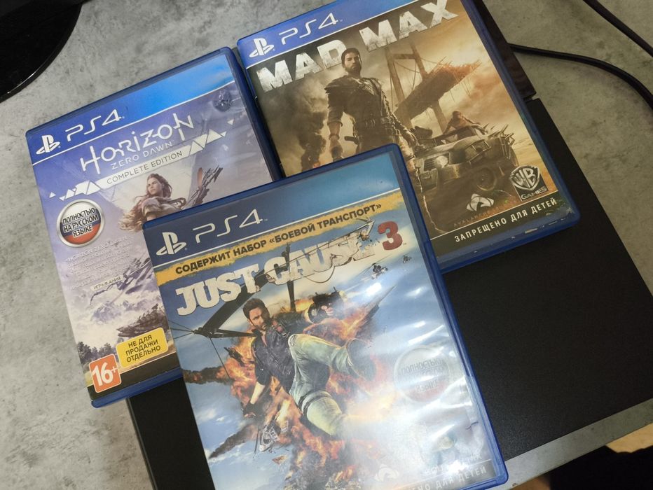 PS 4 в хорошем состоянии