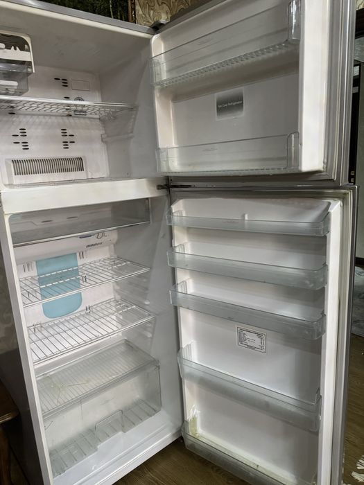 Холодильник Toshiba