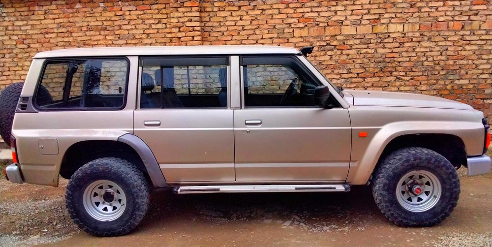 Продам Ниссан Патрол Y60