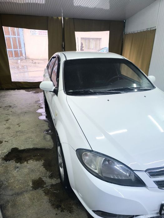 Срочно продаётся Лачетти переделанная в Жентру