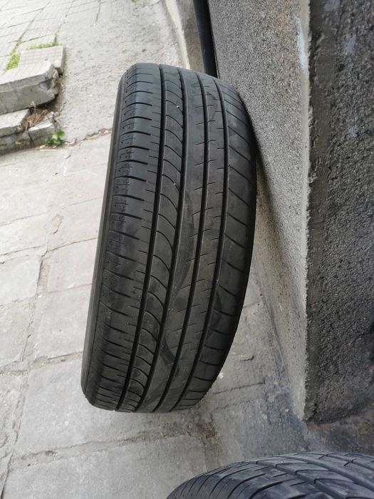 Продавам Гума Bridgestone Dueler 235/55/20