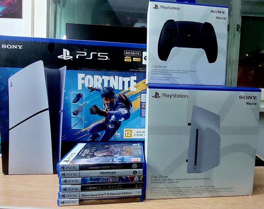 Playstation 5 SLIM + контролер и 7 игри