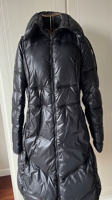 Moncler-размер 4. Уникален модел