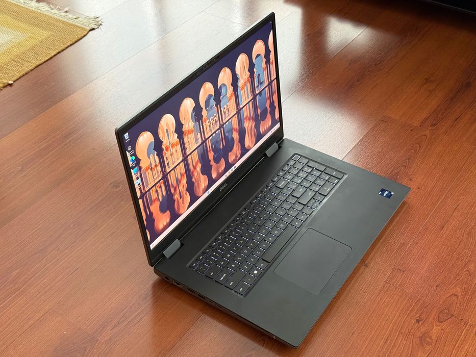 17.3’FHD IPS/RTX A3000 12GB/Dell Precision 7770/i9-12950HX/64GB/512GB