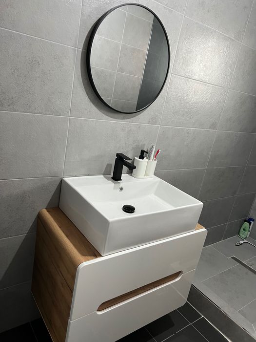 Vând apartament modern 2 camere – Tg Jiu, Str. Bicaz