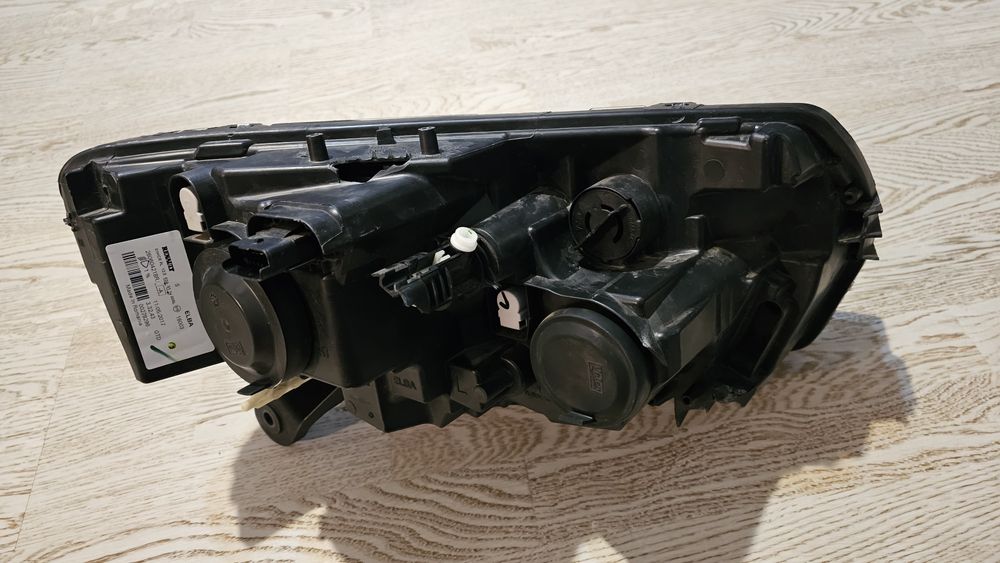 Spira sub volan/Carenaje roti spate/Far stanga Dacia Logan 2 facelift