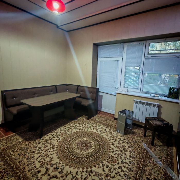 Стадион кучада янги домда 3хонали кв срочна ижарага берилади