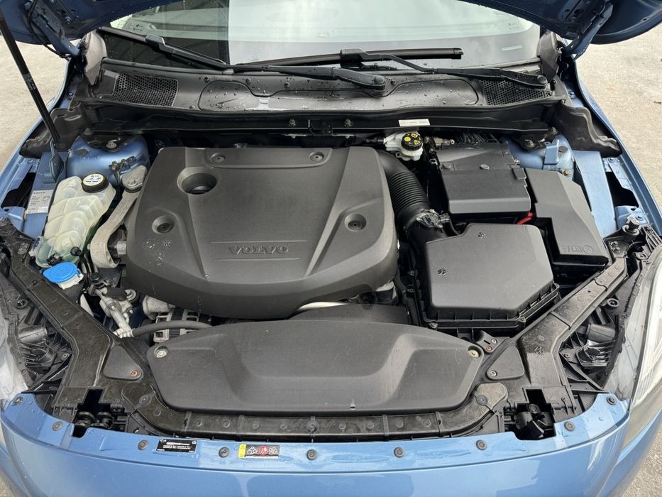 VOLVO V40 2.0 D2 Panorama