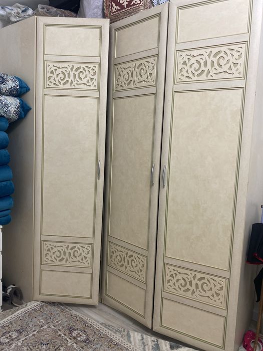 Шкаф сатылады,бағасы 40000тг