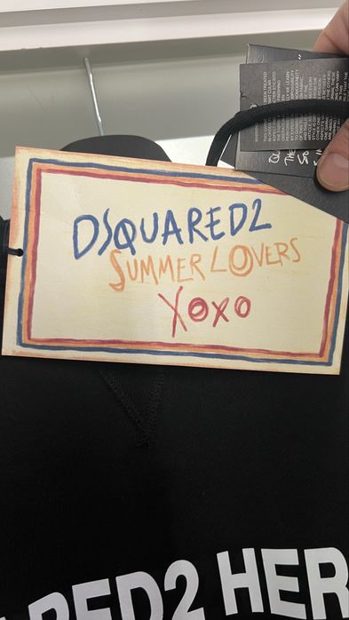 Суитчъри DSQUARED2. С етикети,всичко. Нов модел зима 2025