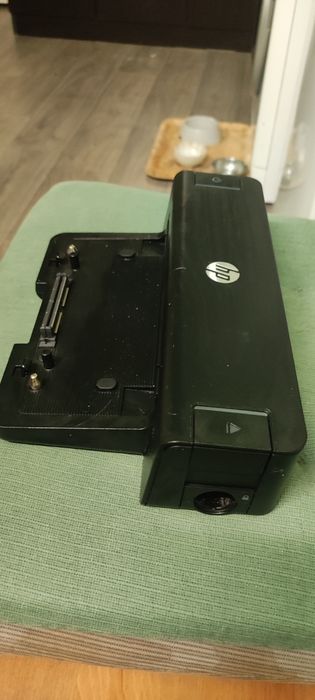 Док станция HP.         Използвана до вчера