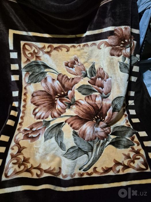 Продам двух спальное одеяло