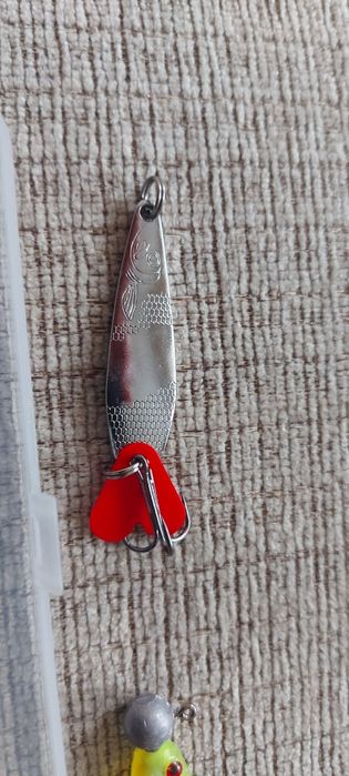 Воблери, клатушки 22 части за спининг риболов воблери блесни клатушки