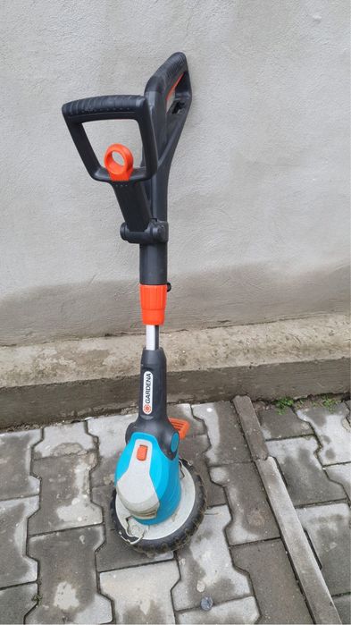 Masina electrica de taiat iarba