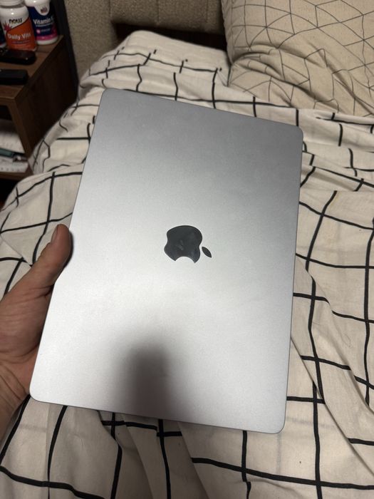 Apple Macbook air m4