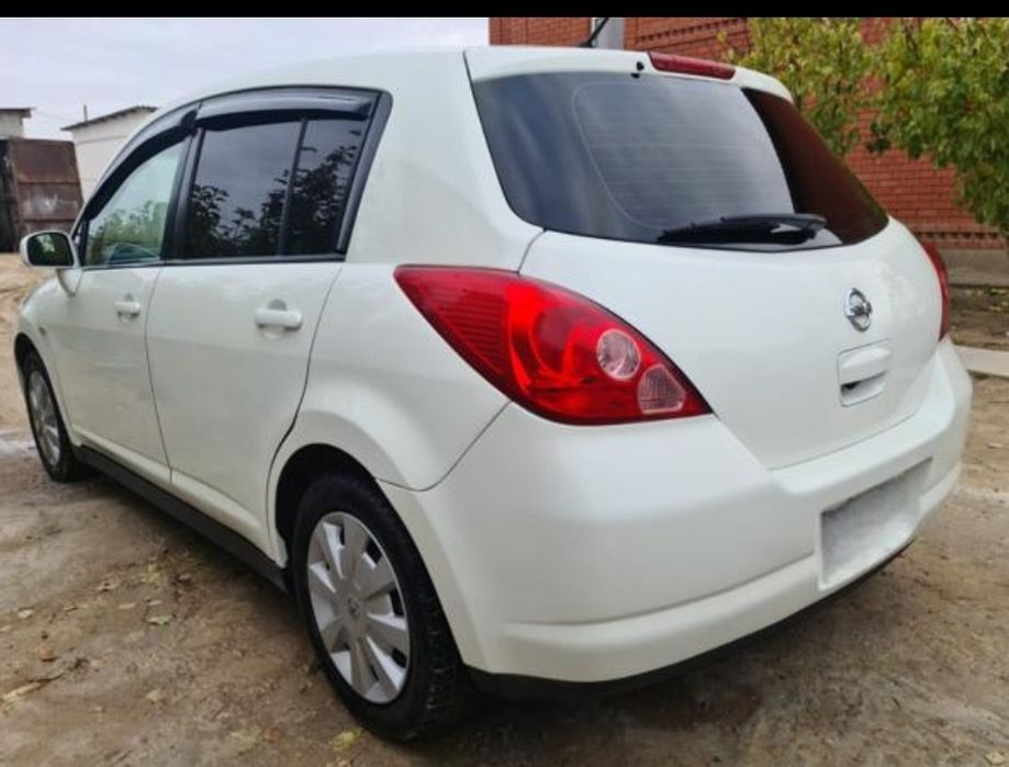 Ниссан тиида правый руль оригиналь