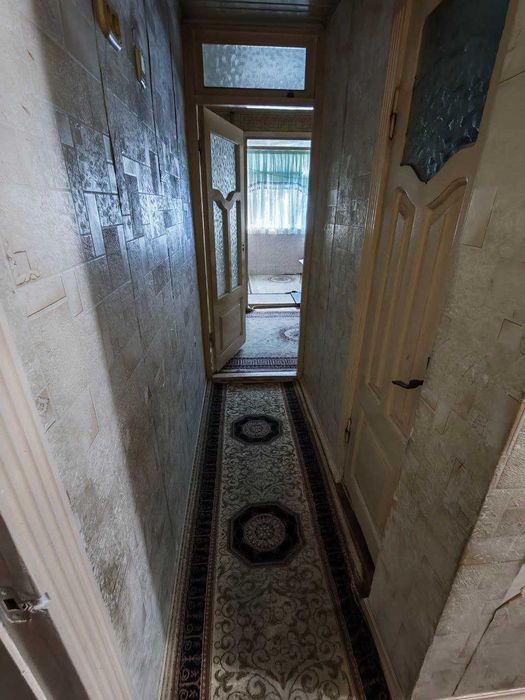 Сдаётся квартира в аренду 1 комнатный 3 этаж с обстановки.
