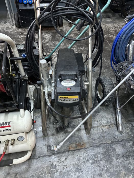 Pompa varuit vopsit zugravit Wagner