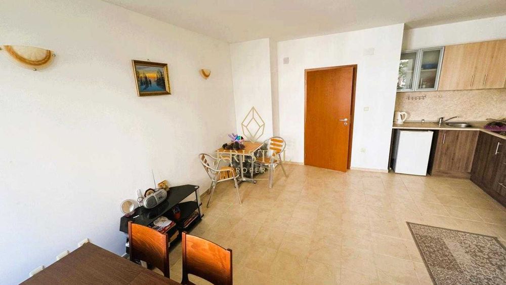 Продава се Двустаен апартамент в к.к. Слънчев бряг - 65 кв.м за 546 €/кв.м - Снимка #4