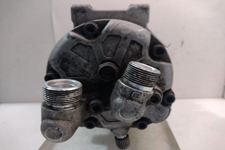 Compresor Clima 8D0260805 506491-5651 Audi A4 B5 seria