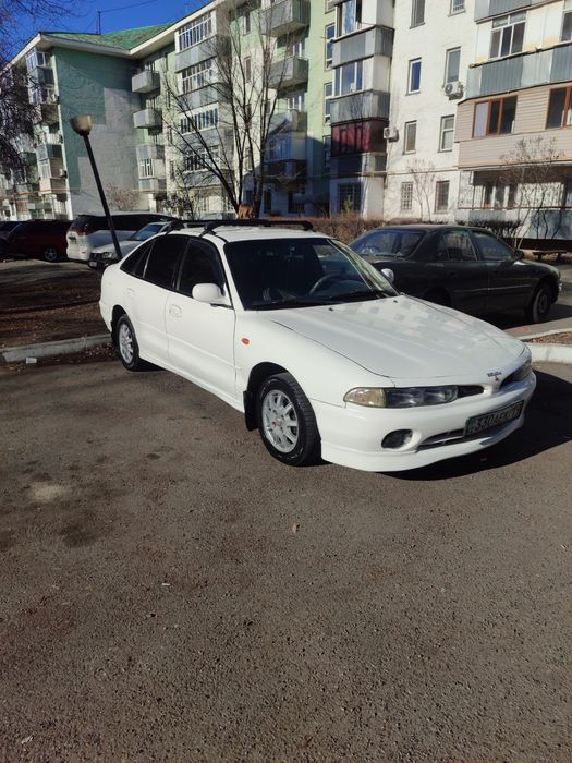Mitsubishi galant 7