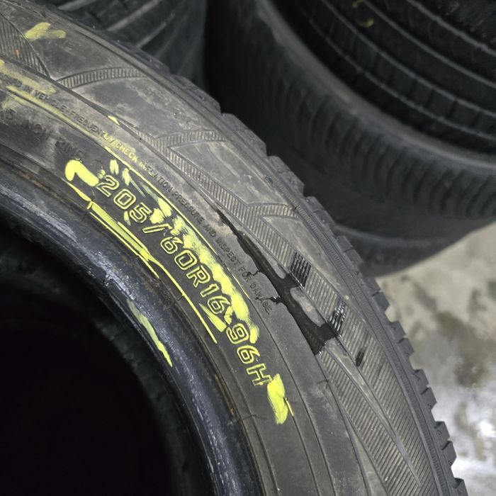 2x 205/60/16 M+S FALKEN Stare excelentă
