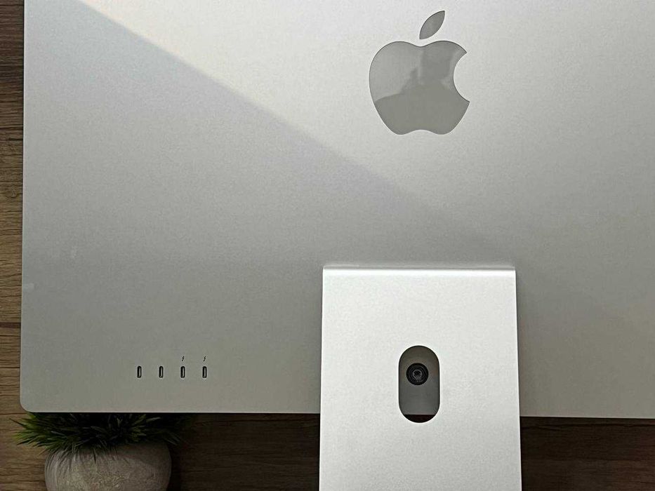 б/у iMac 24" 4,5К m1 / 8Gb / 256Gb