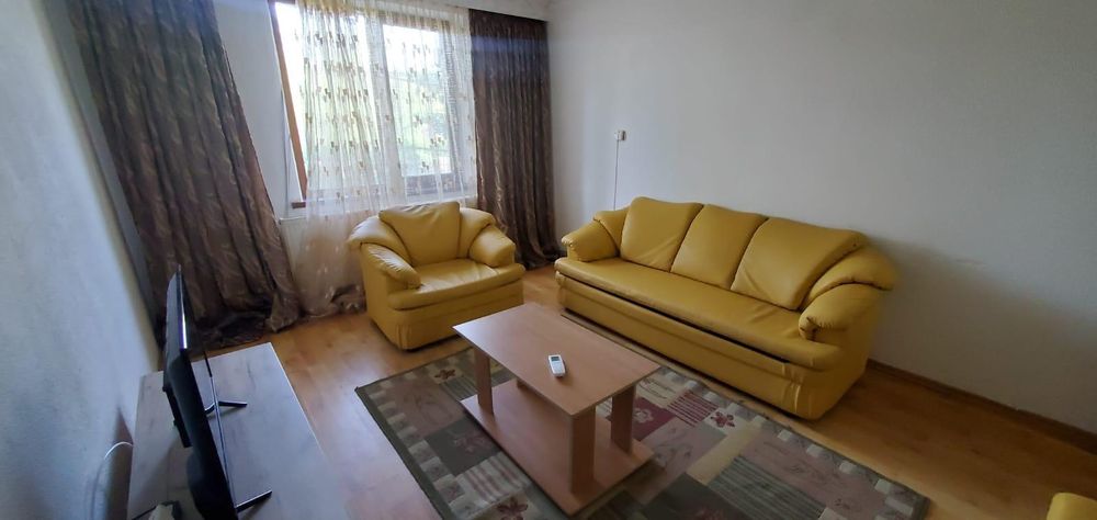 Apartament cu doua camere de inchiriat