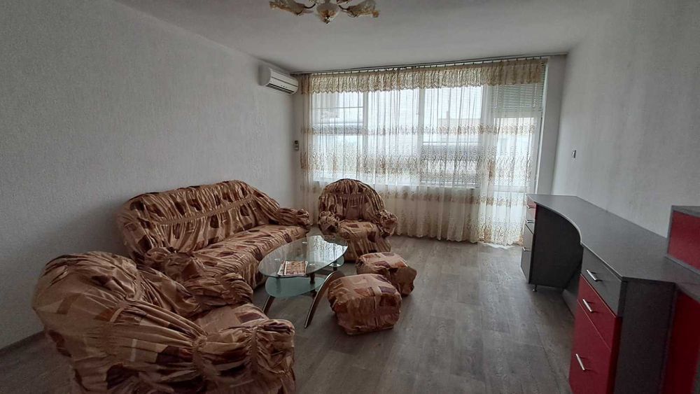 Отдава се: Обзаведен апартамент /тухла/ 75 кв.м., ет.4, в гр. Карлово