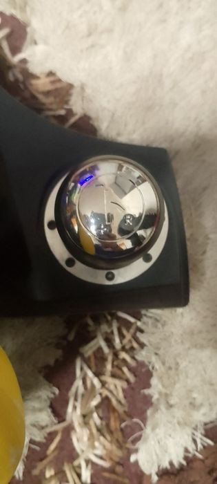 Volan gaming myria MG7400