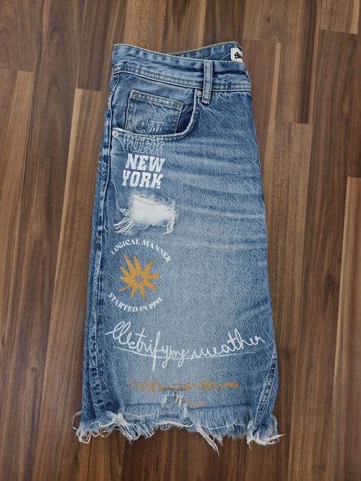 Blugi scurți Pull&bear ( nu zara )