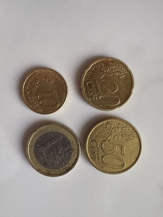 Продам монеты евро