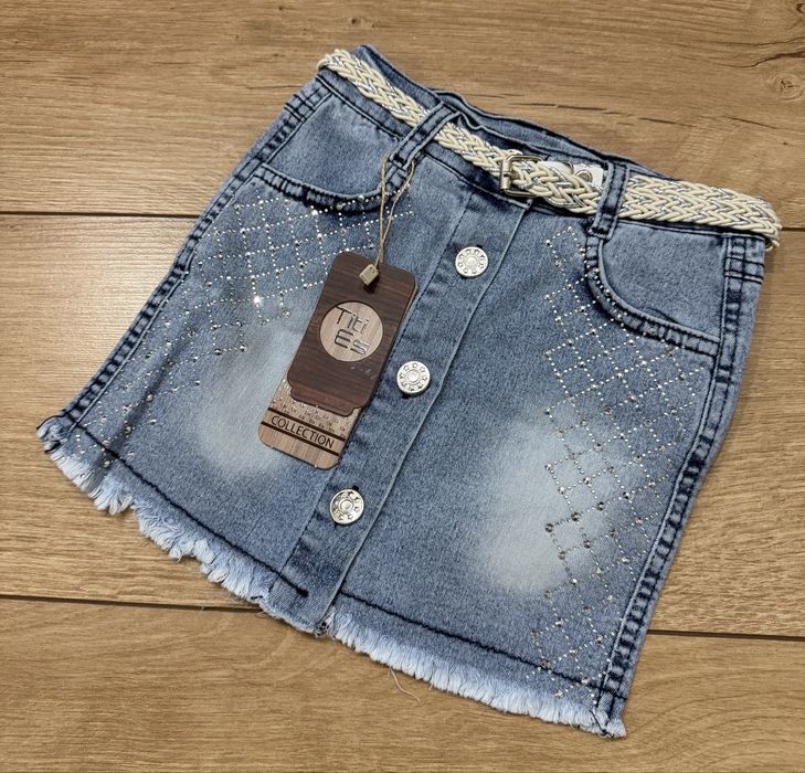 Двойки и джинсовые юбки для девочек