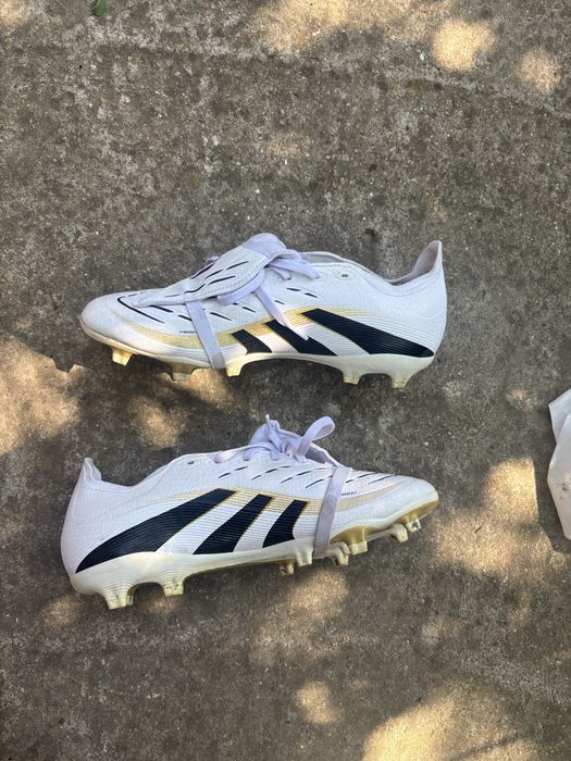 Бутонки adidas predator