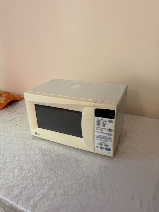 Продаю микроволновку LG