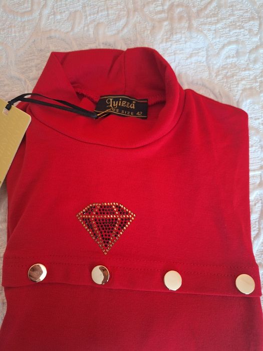 Дамска червена блуза с къс ръкав