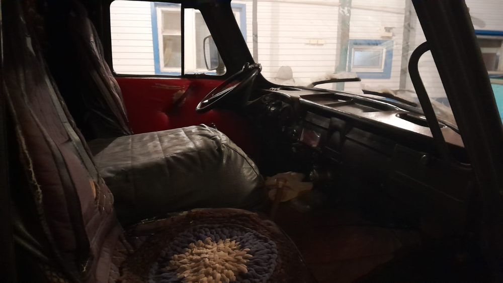 Продам ларгус и уазик