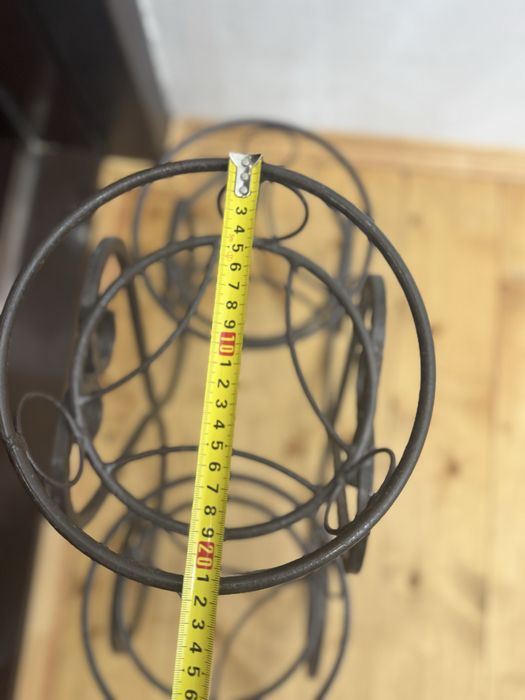 Продам подставку под цветы