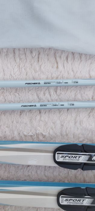 Продам лыжи и ботинки