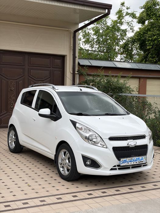 Chevrolet Spark 2017 — 2