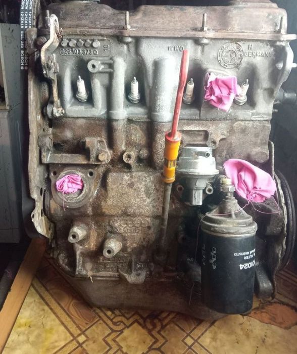 Продам двигатель 1, 8 RP, моновпоыск карбюратор пассат б3 Ауди 80 б3