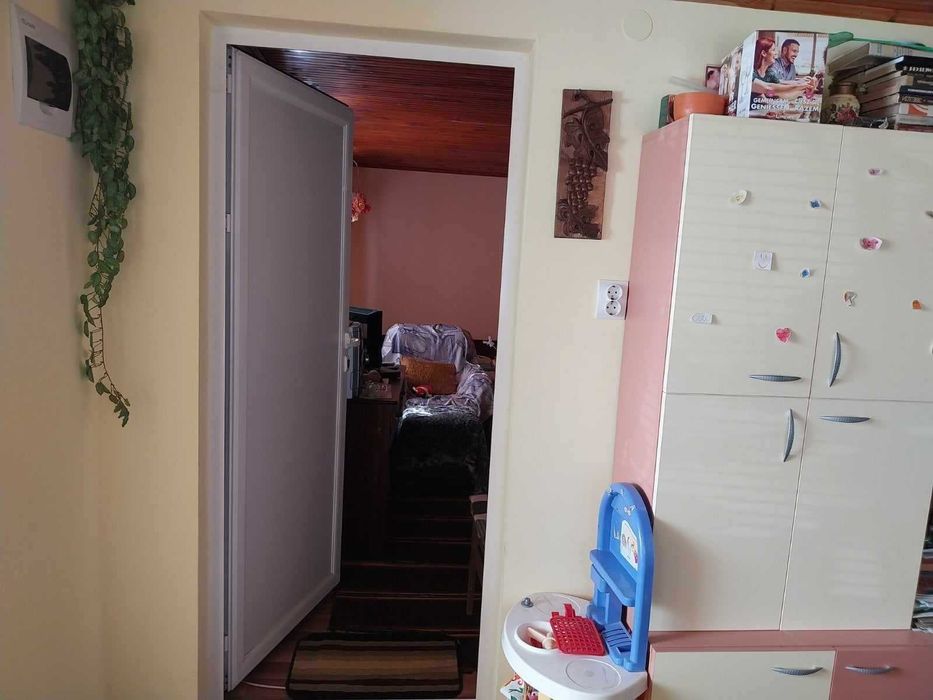 Продавам къща в с.Сърпово