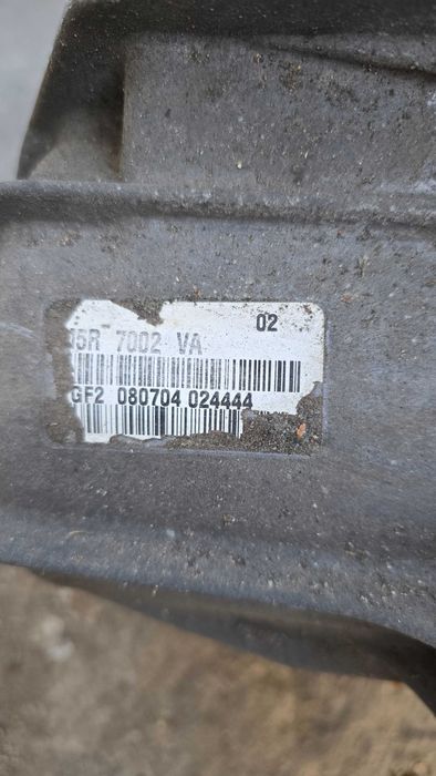 Скороостна кутия за Форд фокус 2.0 бензин