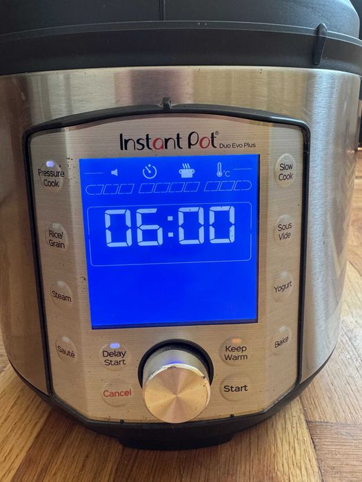 Instant Pot Duo Evo Plus 5.7 литра