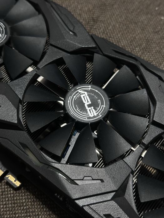 Видеокарта GTX1070 ASUS