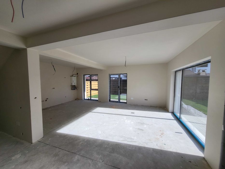 Dezvoltator - zona Parc Poligon - 120 mp - 235.000 euro