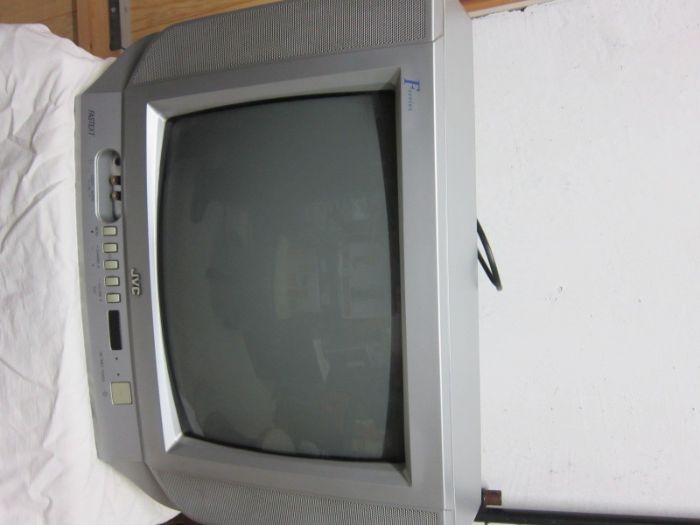 Телевизор JVC 21 инча