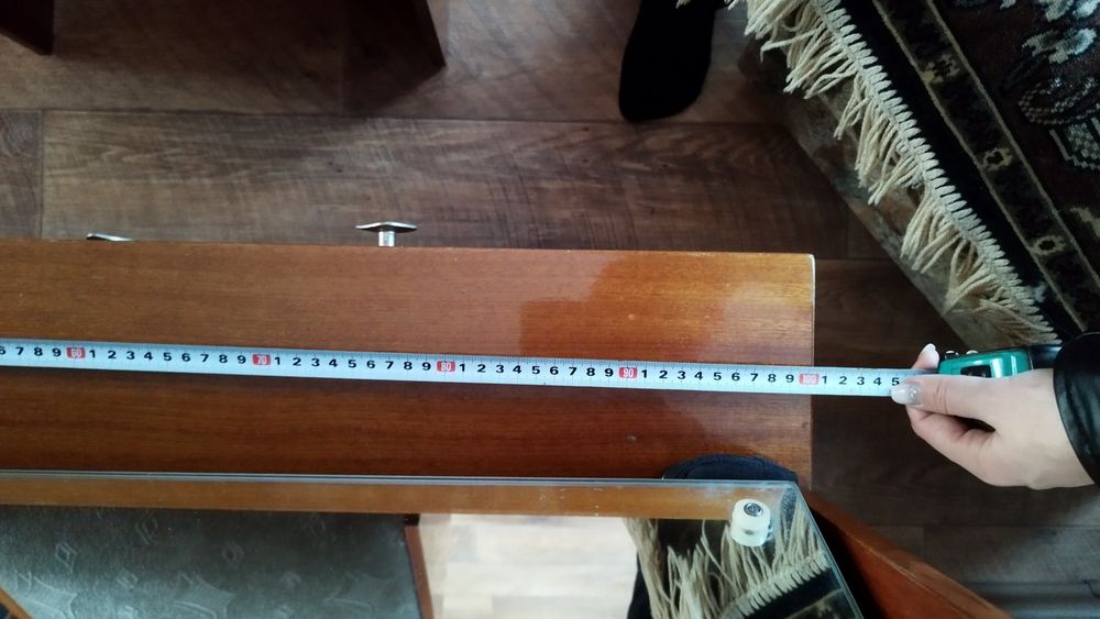 Продам трюмо с зеркалом